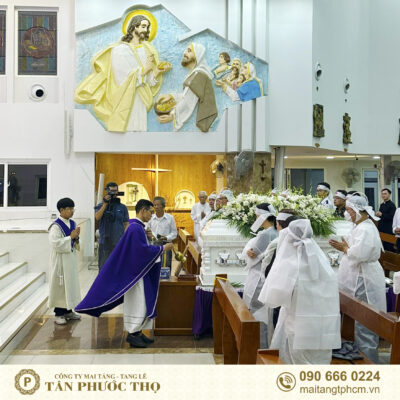 cha làm thánh lễ an táng tang lễ công giáo