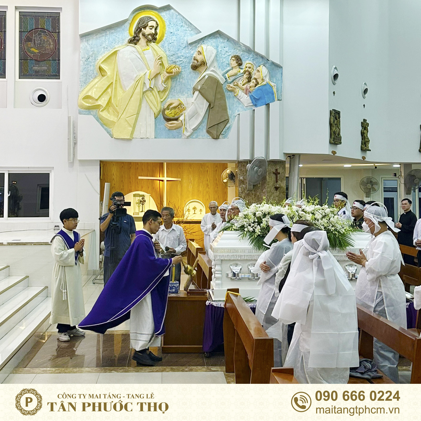cha làm thánh lễ an táng tang lễ công giáo