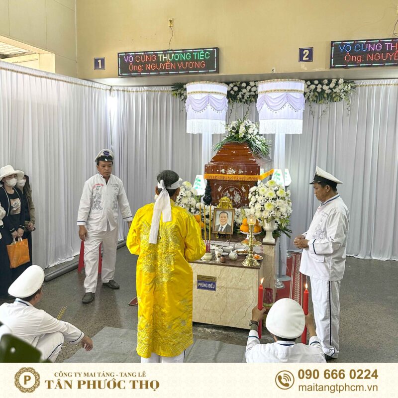 lễ bái quan trang trọng tại nhà tang lễ chùa vĩnh nghiêm