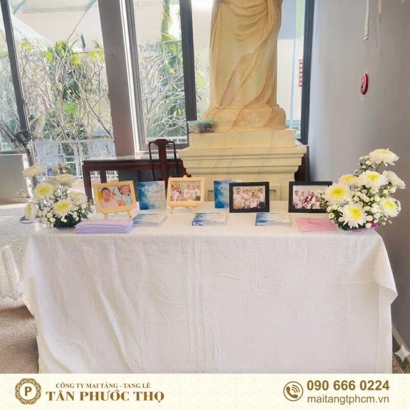 bàn ảnh kỉ niệm tang lễ tại nhà tang lễ bệnh viện thống nhất