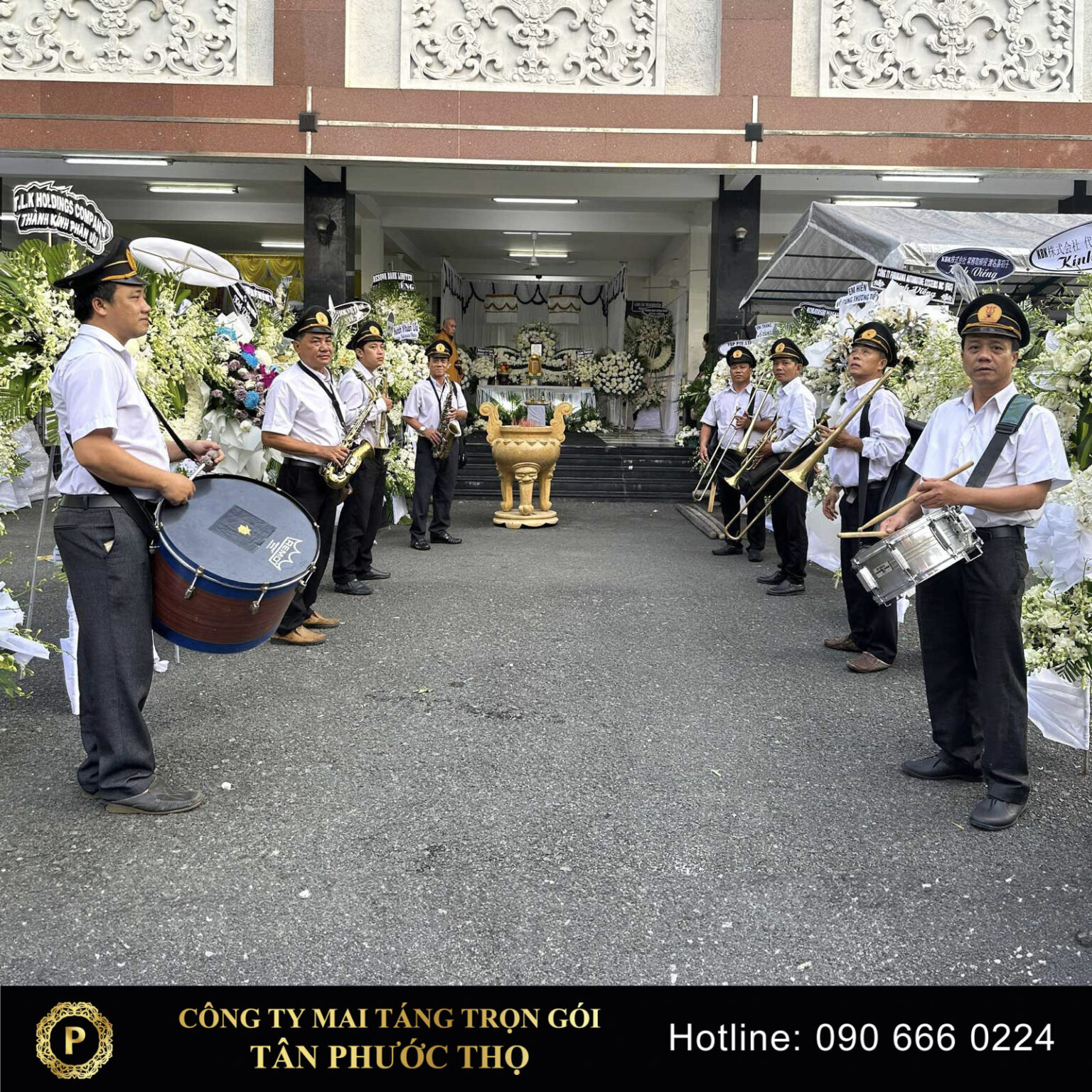 Ban Nhạc Tây Phúng Điếu dịch vụ mai táng trọn gói tang lễ trọn gói