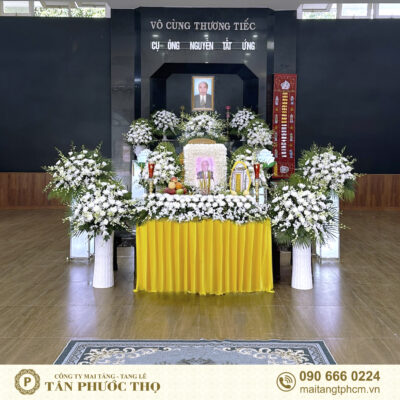 trang trí tang lễ tại sảnh trung nhà tang lễ quốc gia phía nam