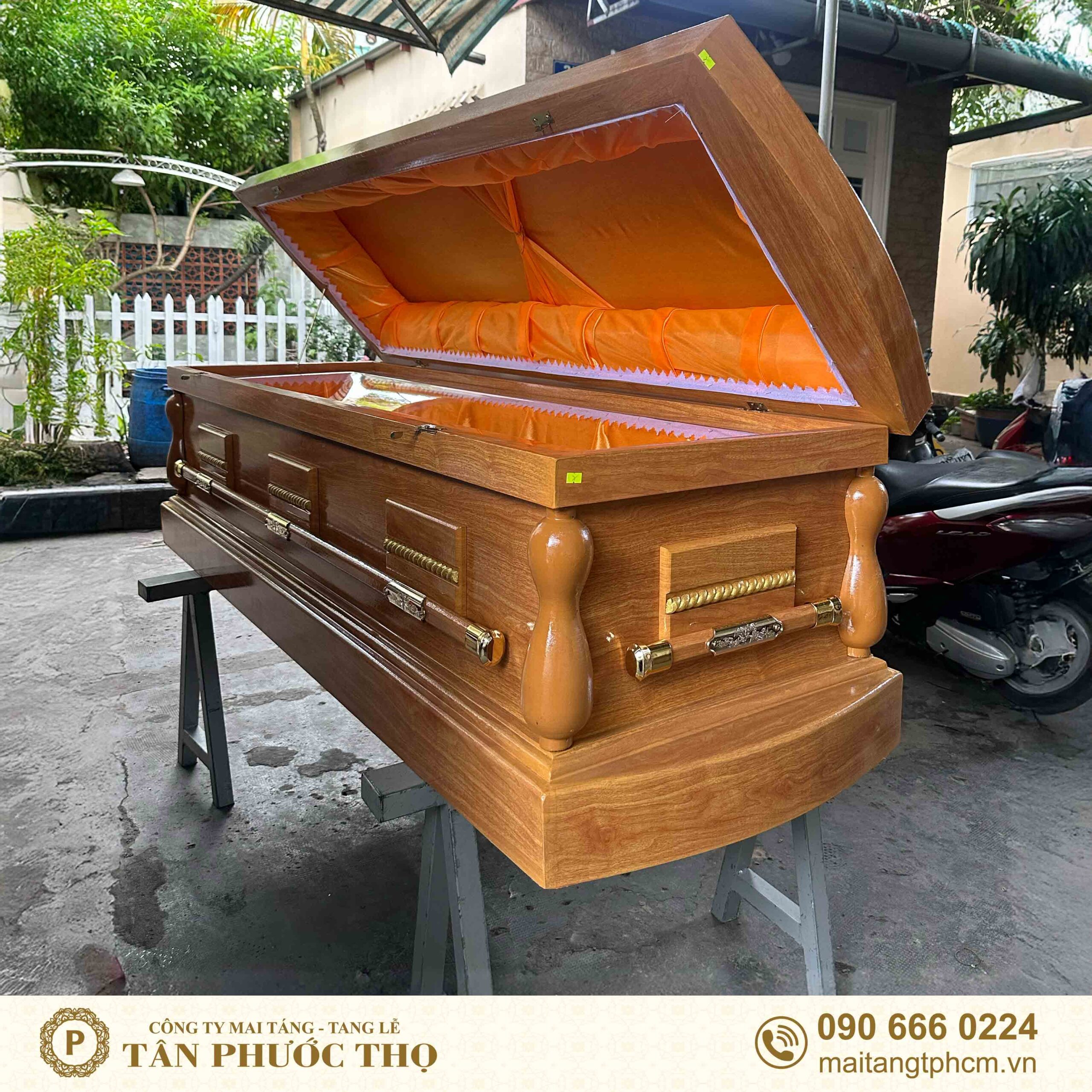 Quan tài hoả táng hiện đại Kim Trường Phúc bên trong