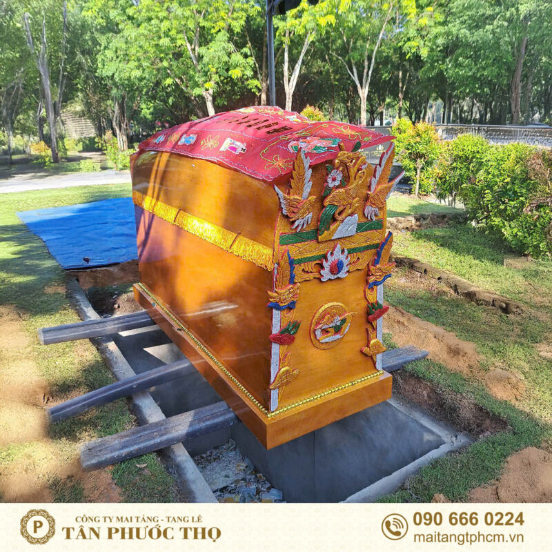 quan tài hình thức an táng trong tang lễ trọn gói