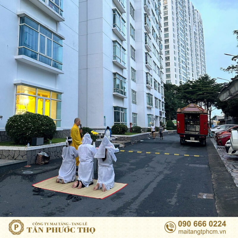 cúng cơm và cáo đạo lộ dịch vụ tang lễ ở chung cư và mai táng ở chung cư