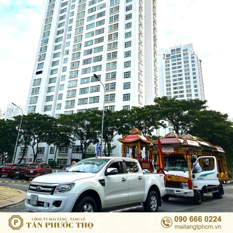 xe tang lễ dịch vụ tang lễ ở chung cư và mai táng ở chung cư
